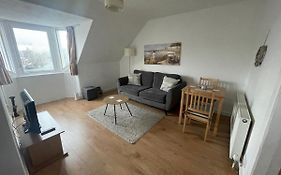 Lochalsh Road Appartment